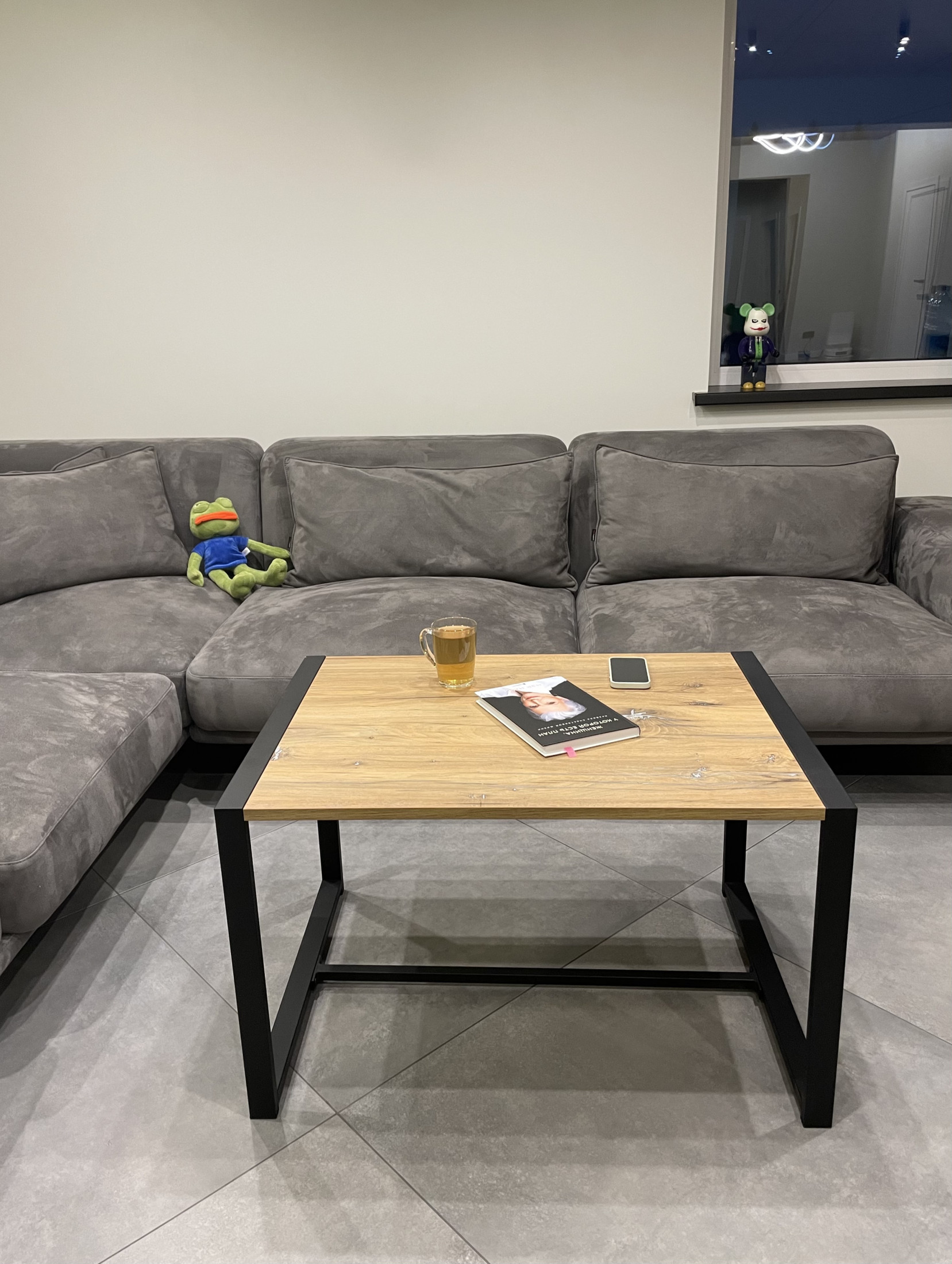 Стол журнальный RION